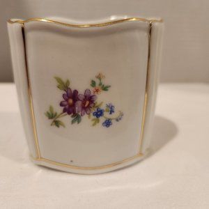 Vintage numbered cigarette holder